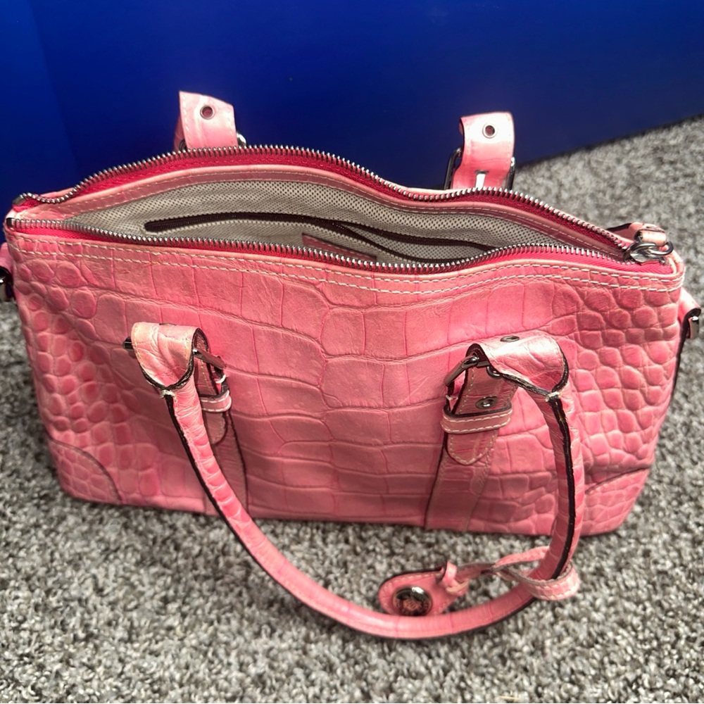Dooney & Bourke Pink Crocodile-Embossed Shoulder Bag Y2K - Picture 8 of 12